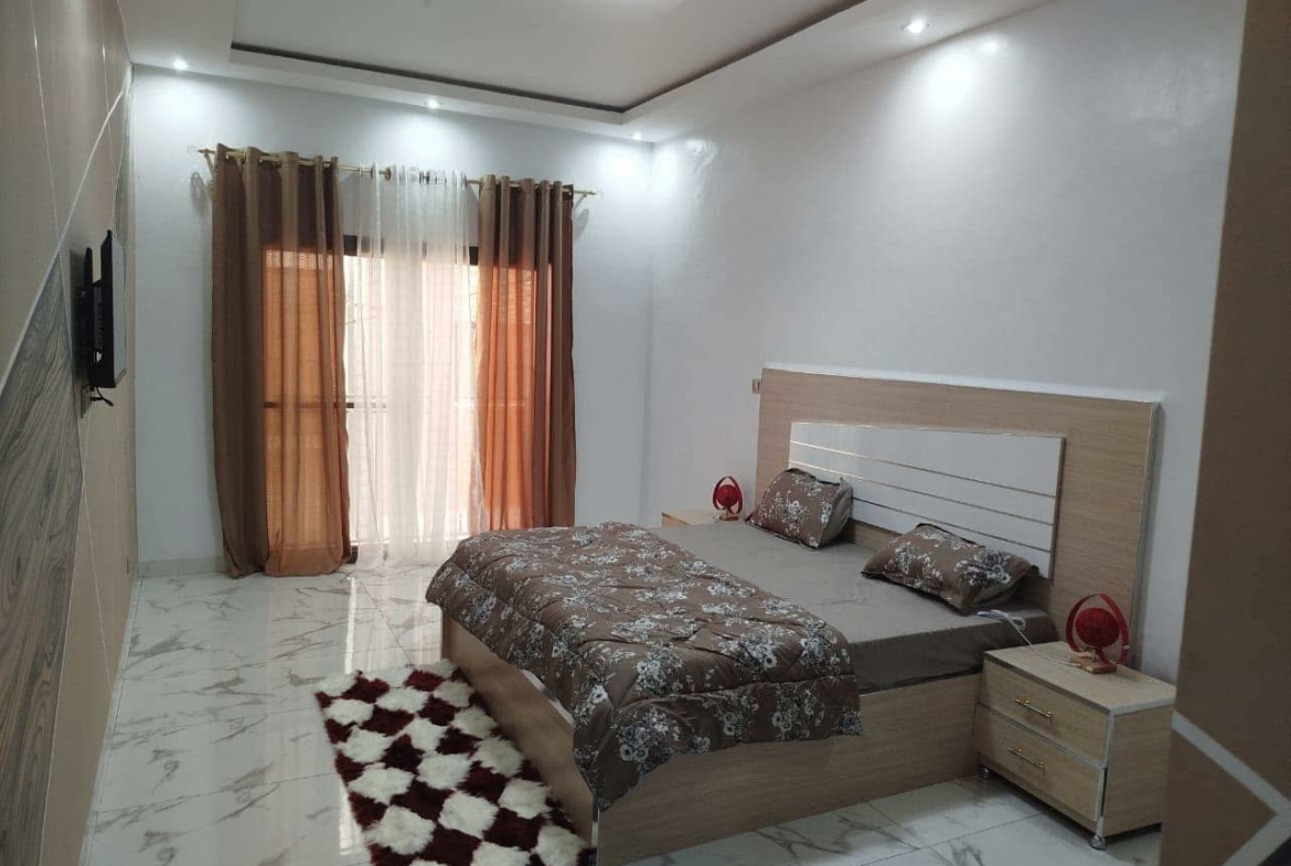chambre meublée aux Mamelles Dakar – Cité Mbackiyou Faye 0