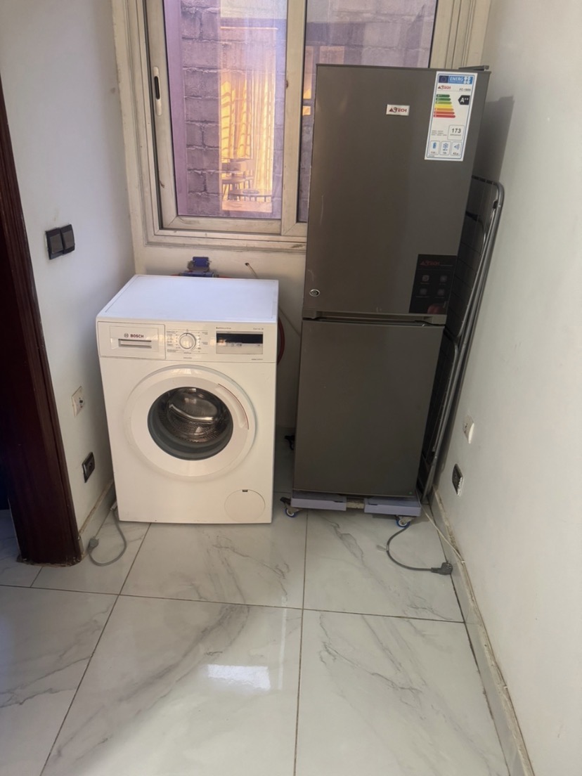 Screenshot Appartement chambres salon cuisine climatisé à Liberté 6 Dakar