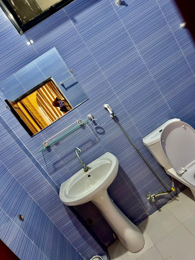 mini studio à Ouest Foire Dakar3 mini studio à Ouest Foire Dakar